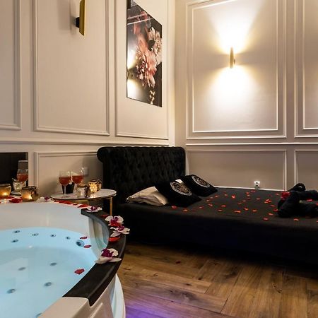 Vistula Boulevards Jacuzzi Apartment Cracovia Esterno foto