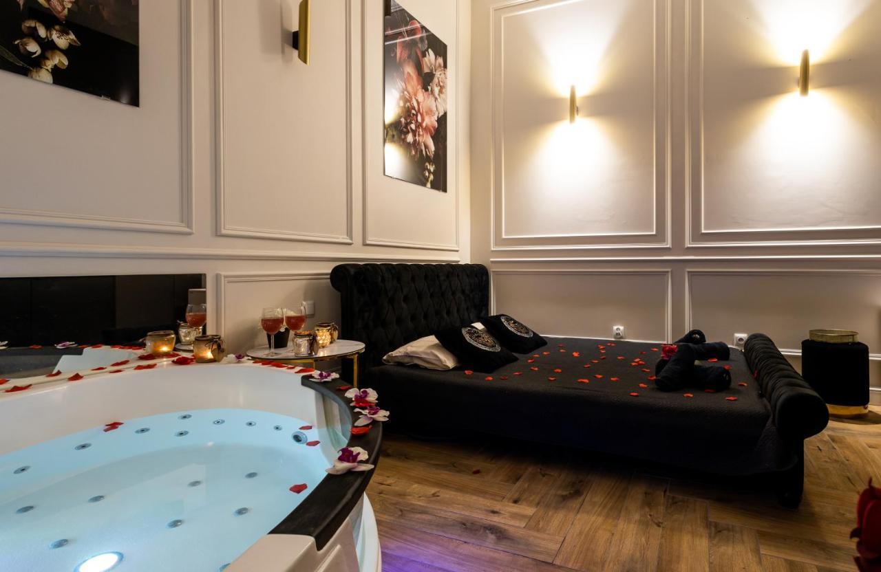 Vistula Boulevards Jacuzzi Apartment Cracovia Esterno foto