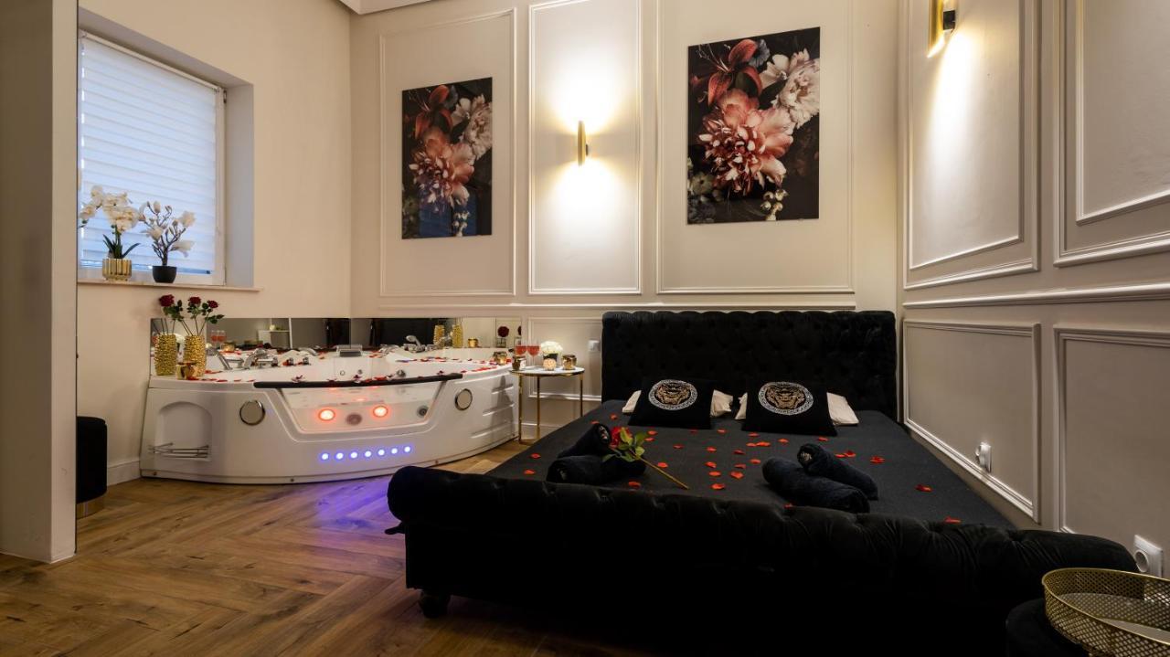 Vistula Boulevards Jacuzzi Apartment Cracovia Esterno foto